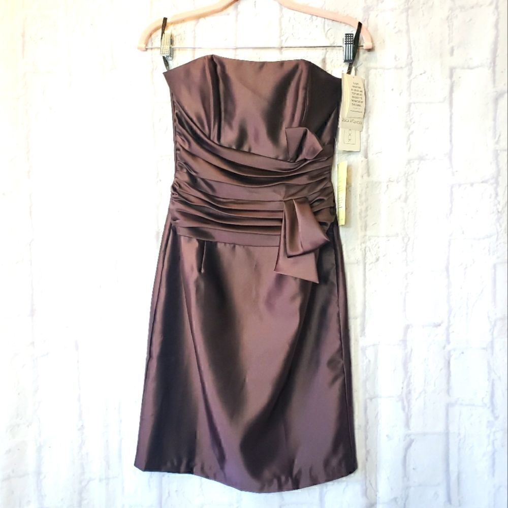 SCOTT/JESSICA MCCLINTOCK Satin Strapless Formal Dress
